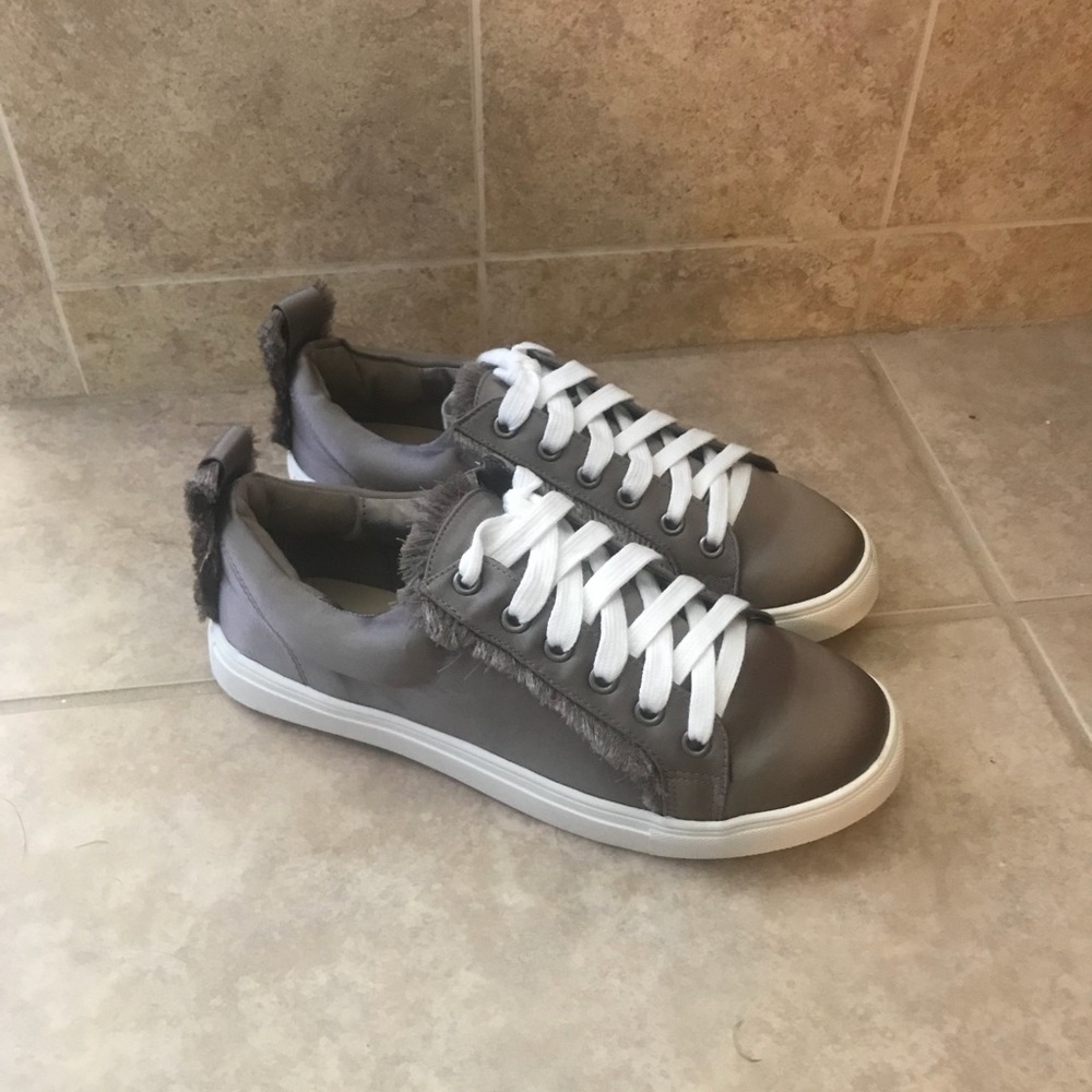 Brand new sneakers from Shoedazzle - Bennie